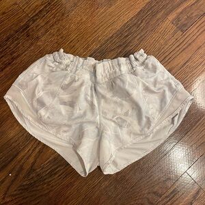 Lululemon Hotty Hot Shorts